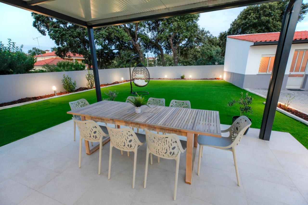 Cozy Apartment With Garden Fatima Exterior photo